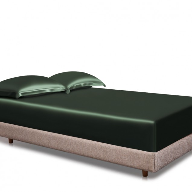 Hunter Green 22 Momme Mulberry Silk Fitted Sheet